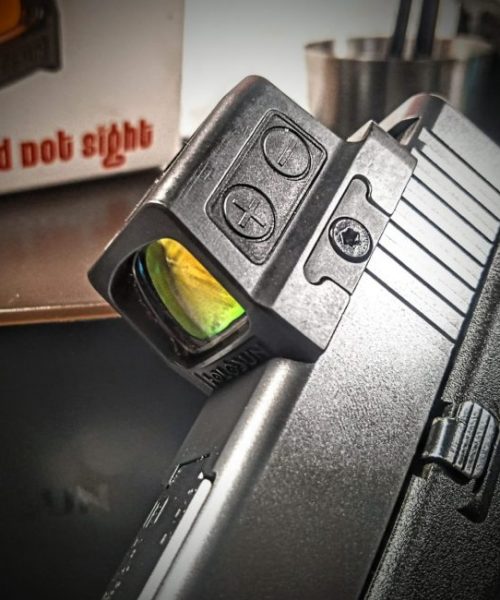 Holosun montato su carrello con montaggio a slitta dedicato